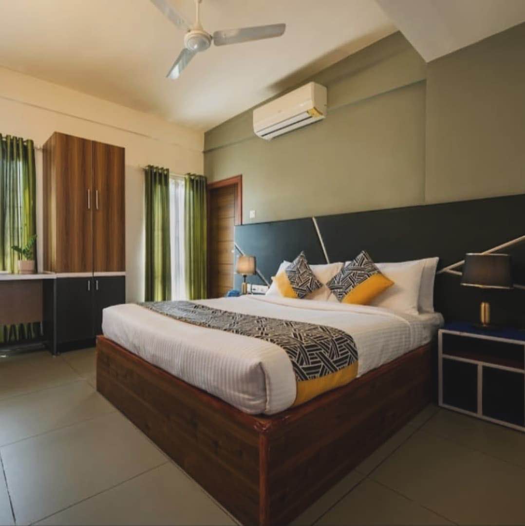 Luxury guest room interior showing premium bedding and decor - Image 1