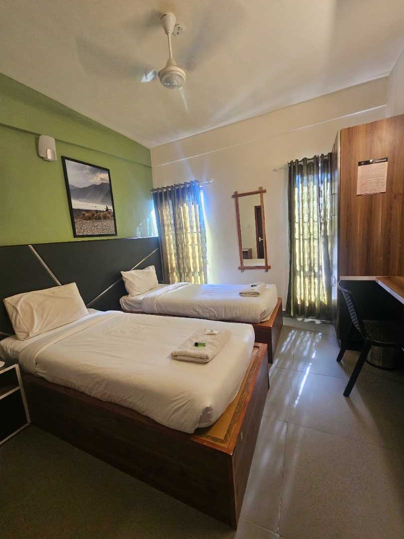 Luxury guest room interior showing premium bedding and decor - Image 10