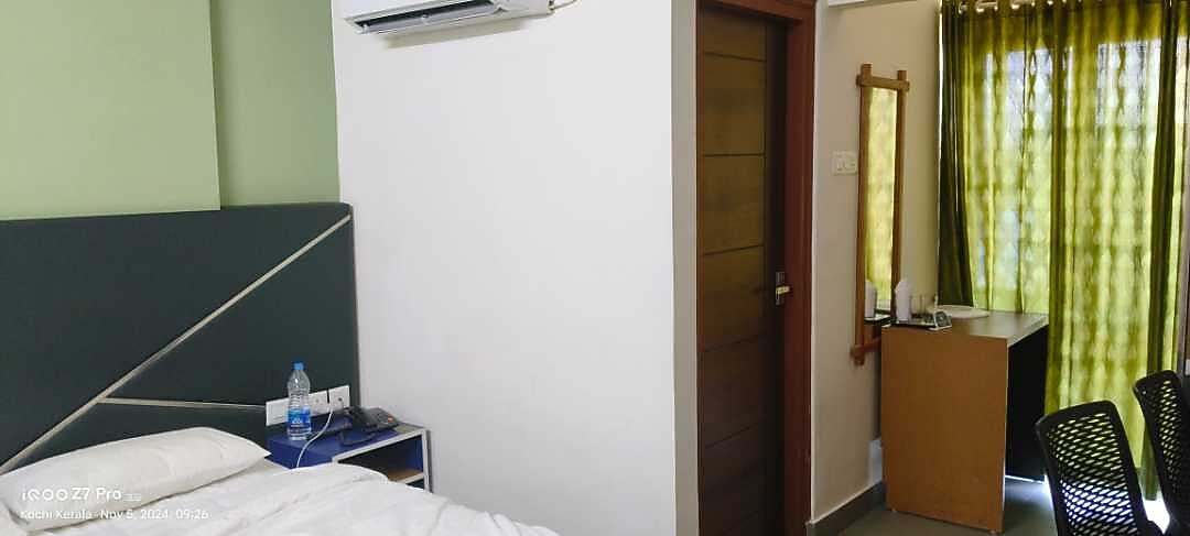Luxury guest room interior showing premium bedding and decor - Image 18