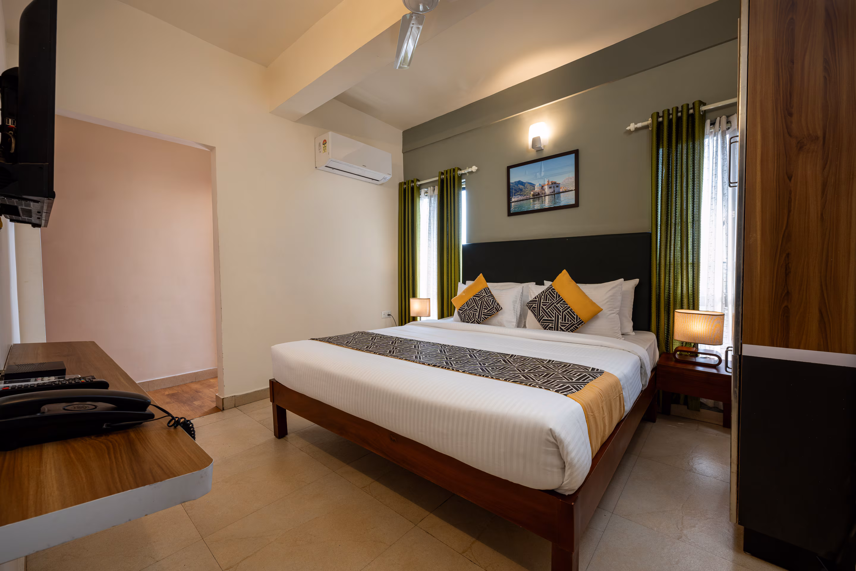 Luxury guest room interior showing premium bedding and decor - Image 25