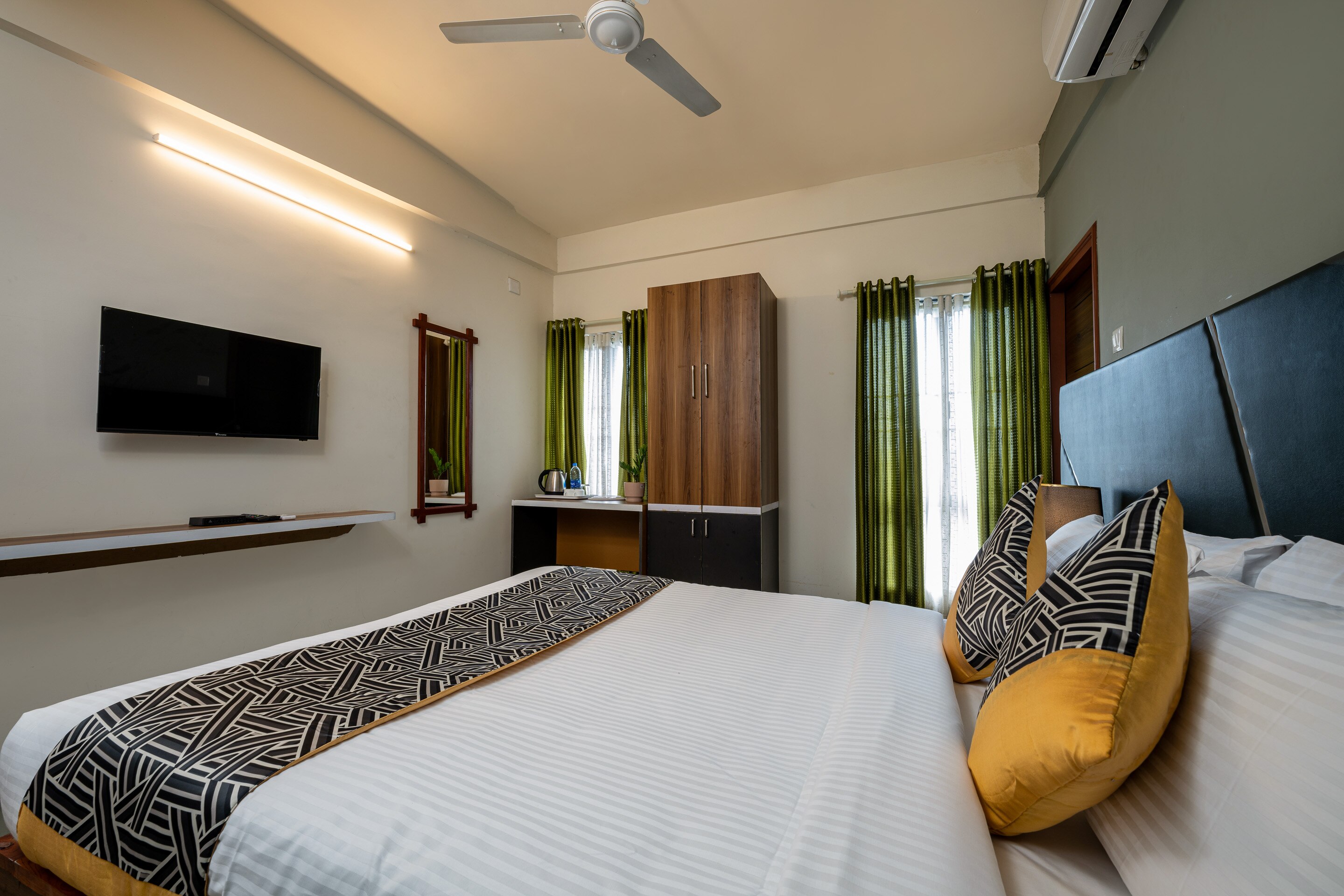 Luxury guest room interior showing premium bedding and decor - Image 61